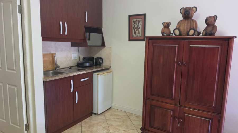 4 Bedroom Property for Sale in Stilbaai Wes Western Cape